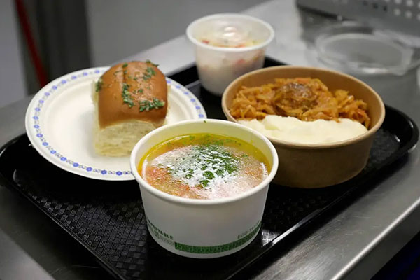 Food 600 - Dakota Community Centre - Winnipeg MB