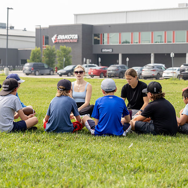 Camps - Dakota Community Centre - Winnipeg MB Summer Camp Instructors - Dakota Community Centre - Winnipeg MB
