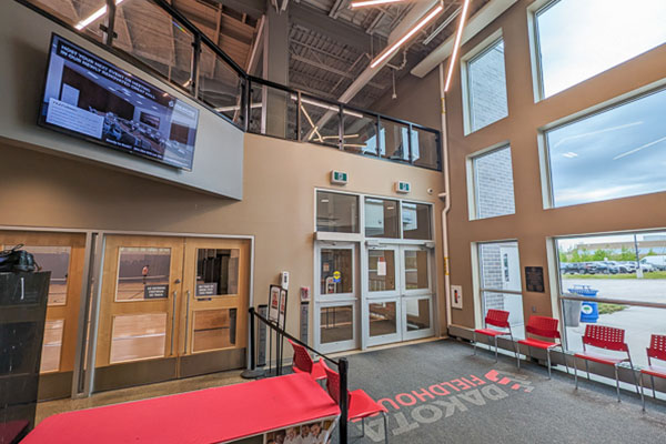 Advertise Lobby Screen - Dakota Community Centre - Winnipeg MB