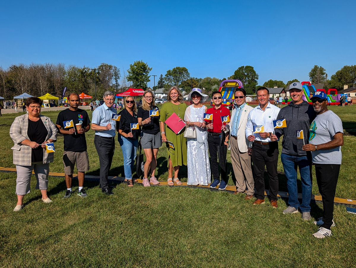 Community Association Members with Billie Cross, Mike Moyes, Michele Augert, Christian Kennedy, Markus Chambers, & Terry Duguid – Dakota Community Family Fun Days