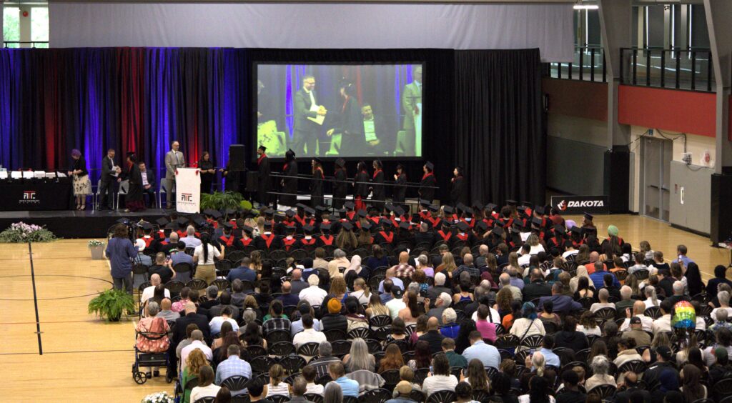 Grad2 - Dakota Community Centre - Winnipeg MB