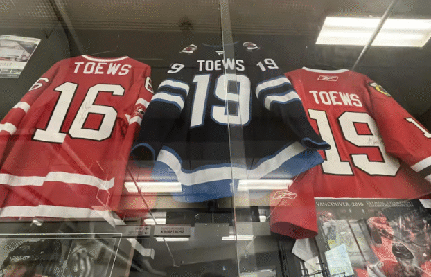 Start of Winnipeg Jets’ 1st season with Jonathan Toews on roster a reminder of bond between player, hometown